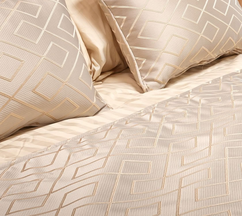 An image of Bedding Set Pegasus Grande SE Fixed Bed Goldhawk