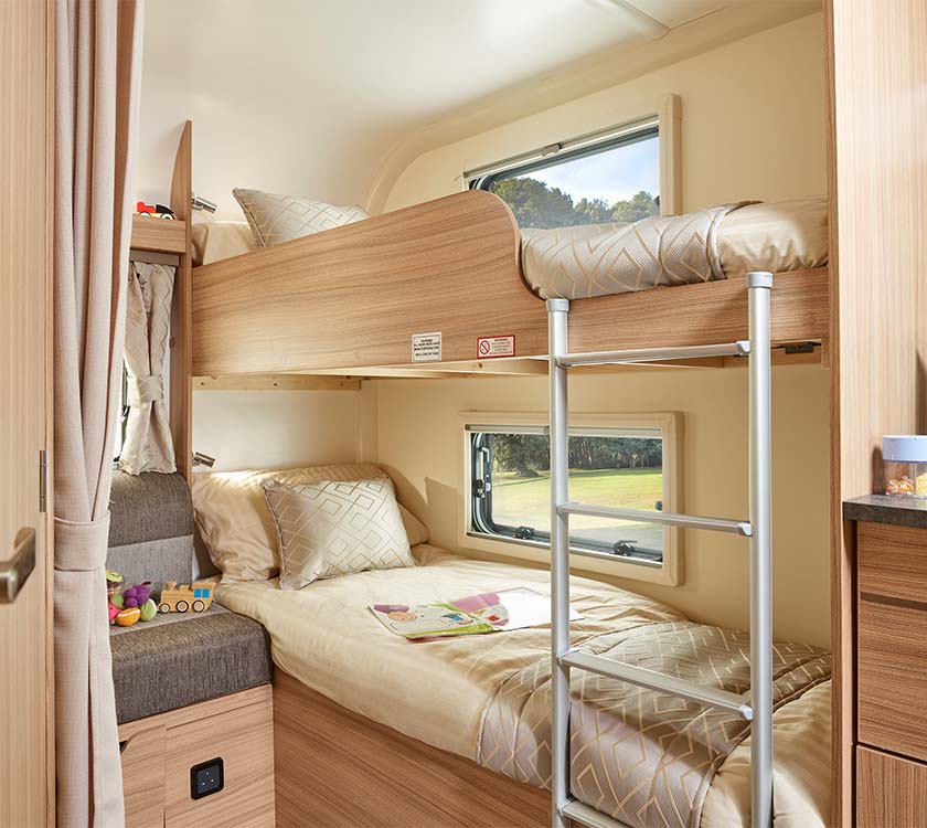 An image of Bedding Set Pegasus Grande SE Bunk Bed Goldhawk
