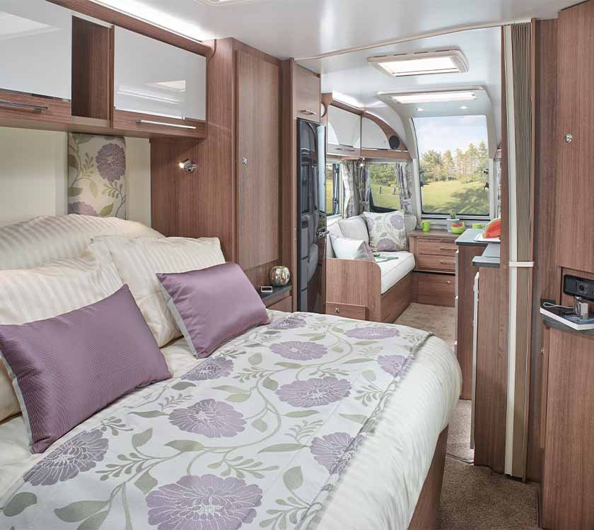 Bedding Set for Island Bed Unicorn IV Finsbury | Caravan & Motorhome Parts & Essentials | Outdoor & Camping Gear | PRIMA Leisure