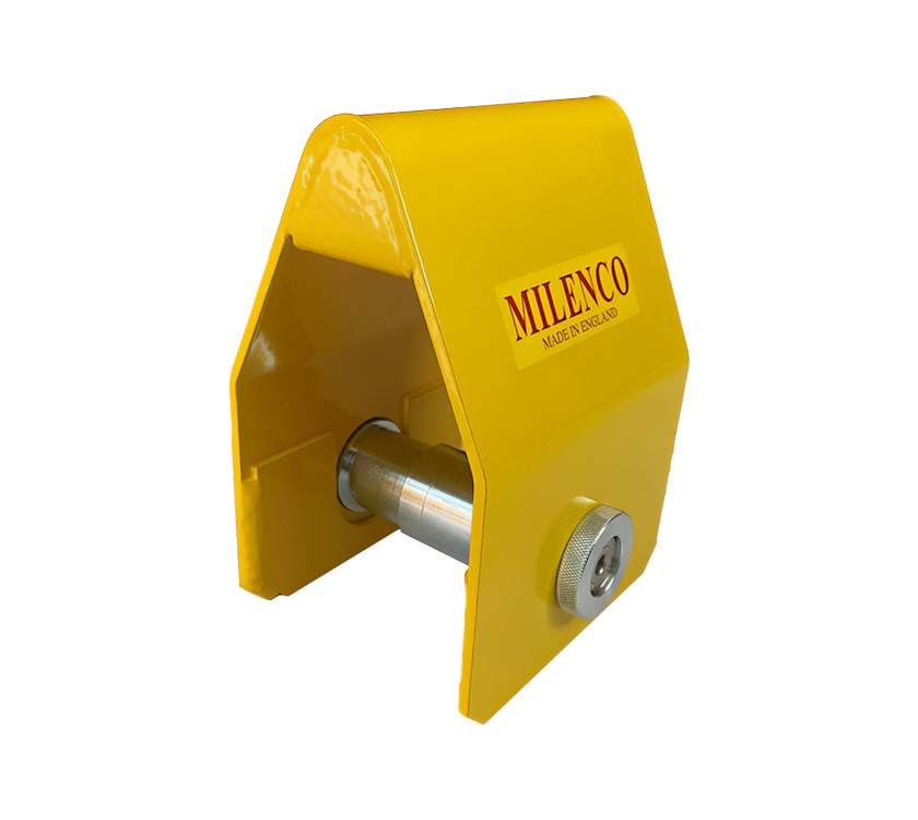 An image of Milenco Super Heavy Duty Hitch Lock 3004 Alko