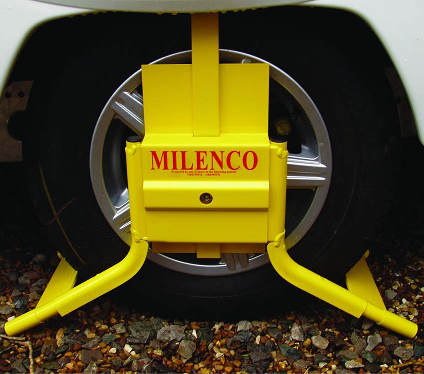 An image of Milenco 15" Motorhome Wheel Clamp (M15)
